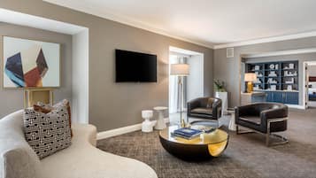 Premium bedding, pillowtop beds, in-room safe, desk