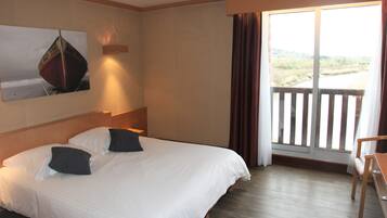 Coffres-forts dans les chambres, bureau, chambres insonorisées