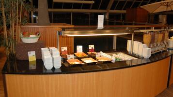 Daily buffet breakfast for a fee