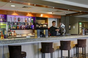 酒吧（店内）