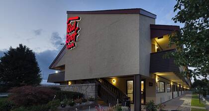 Red Roof Inn Lansing West - MSU