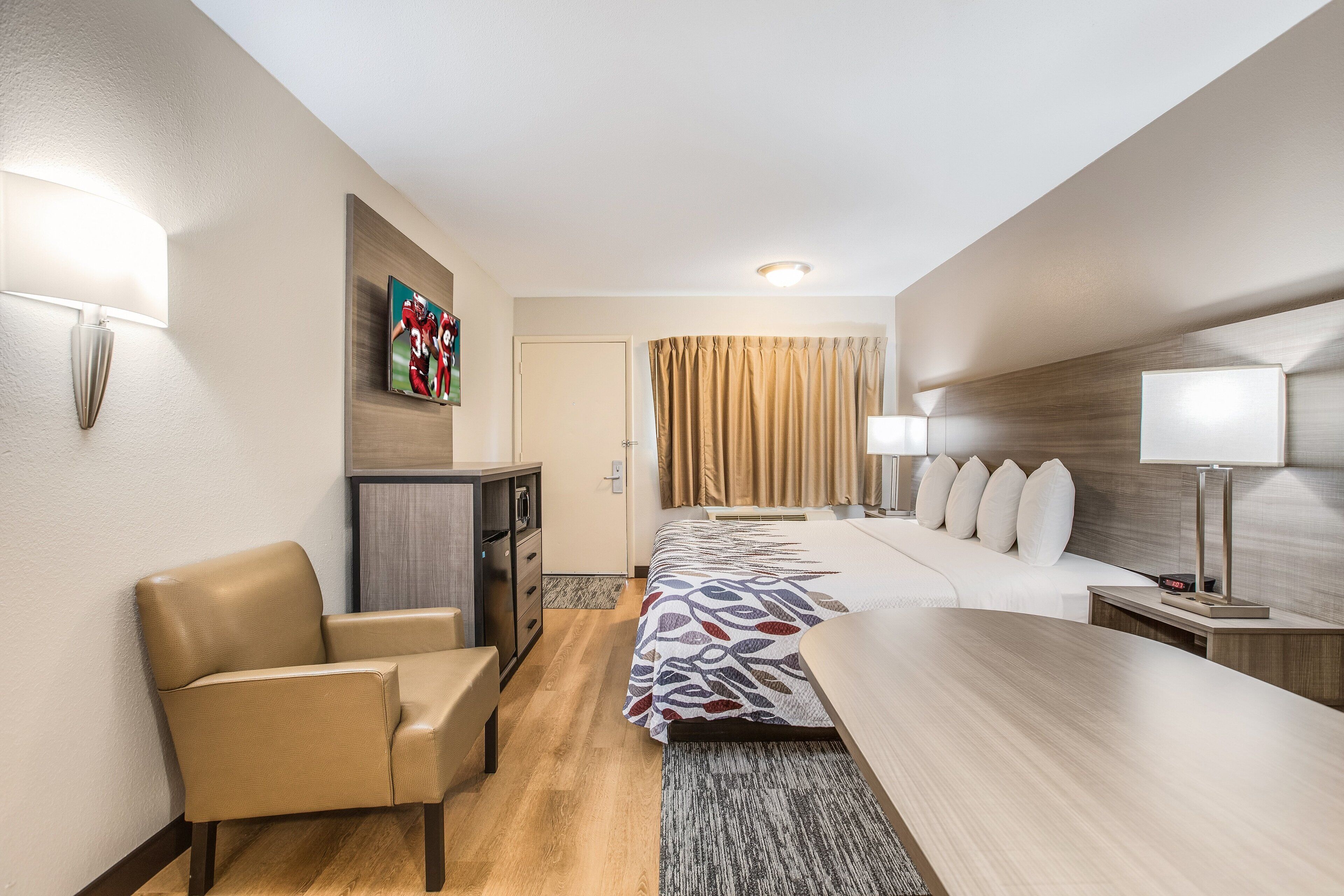 Desk, blackout drapes, free cribs/infant beds, free WiFi