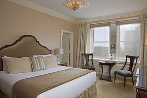 Superior Room, 1 King Bed, City View | Egyptian cotton sheets, premium bedding, down comforters, in-room safe - The Sherry Netherland (New York)