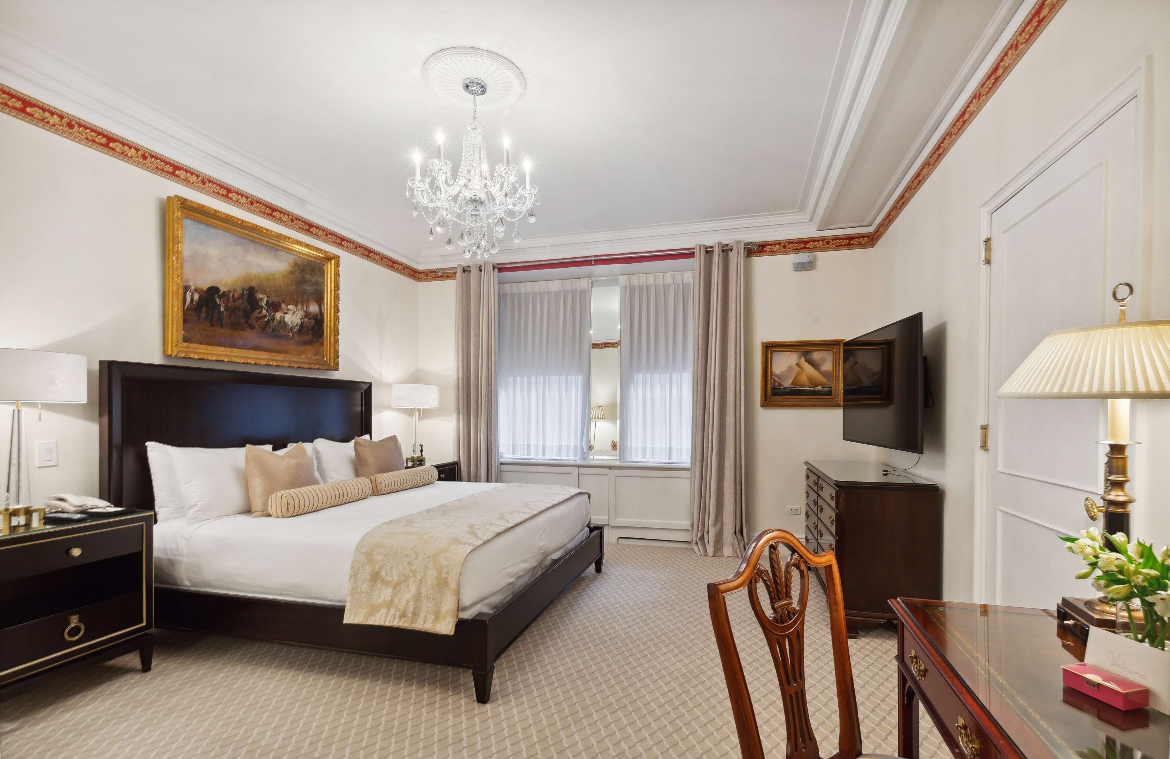 Egyptian cotton sheets, premium bedding, down duvets, in-room safe