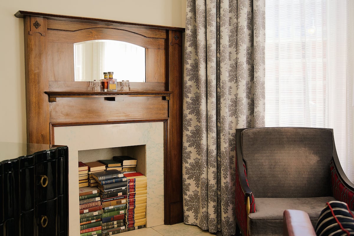 Premium Room, Corner | Premium bedding, minibar, desk, blackout curtains