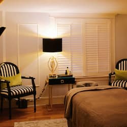 Couples treatment room(s), steam room, body treatments, aromatherapy