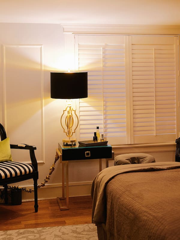 Couples treatment rooms, steam room, body treatments, aromatherapy