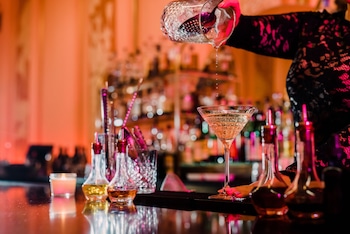 Bar (on property) at The Oxford Hotel