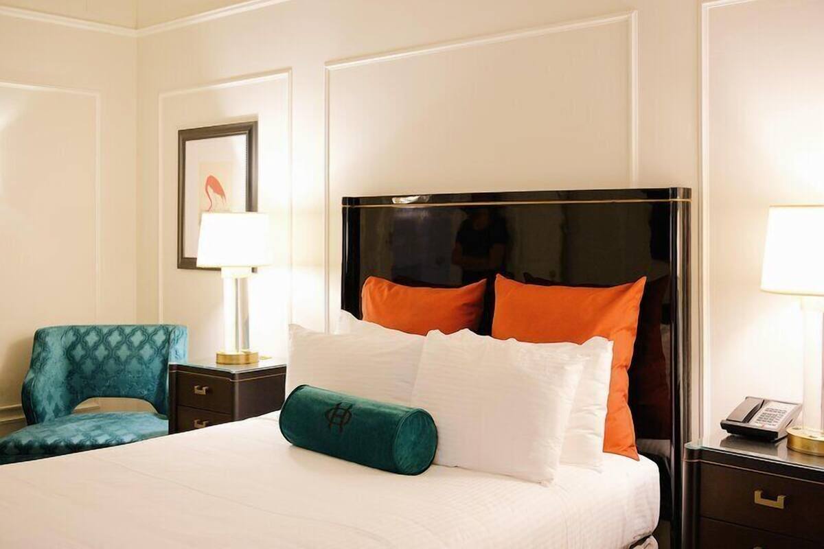 Superior Room (Classic) | Premium bedding, minibar, desk, blackout drapes