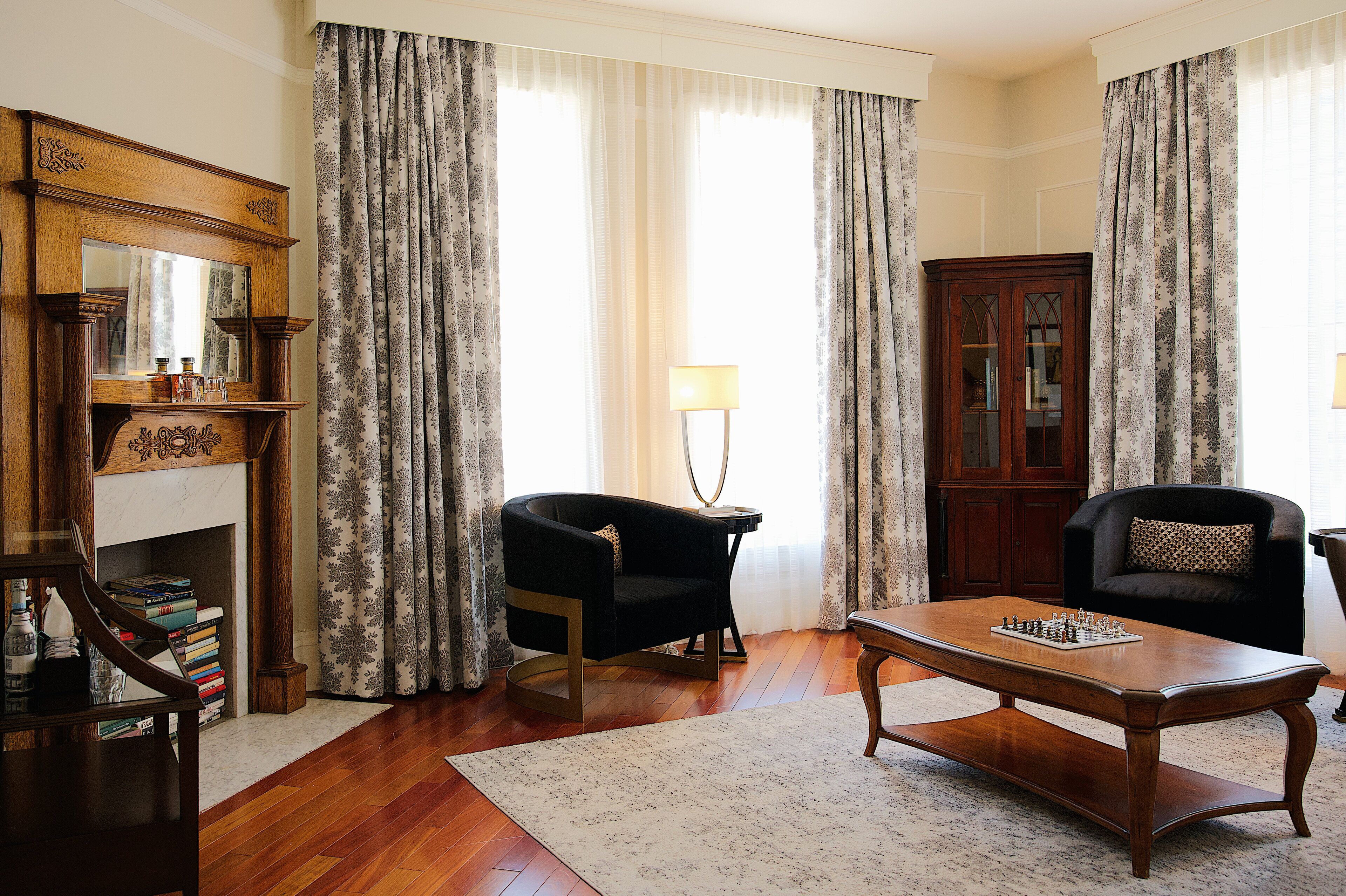 Presidential Suite | Premium bedding, minibar, desk, blackout drapes