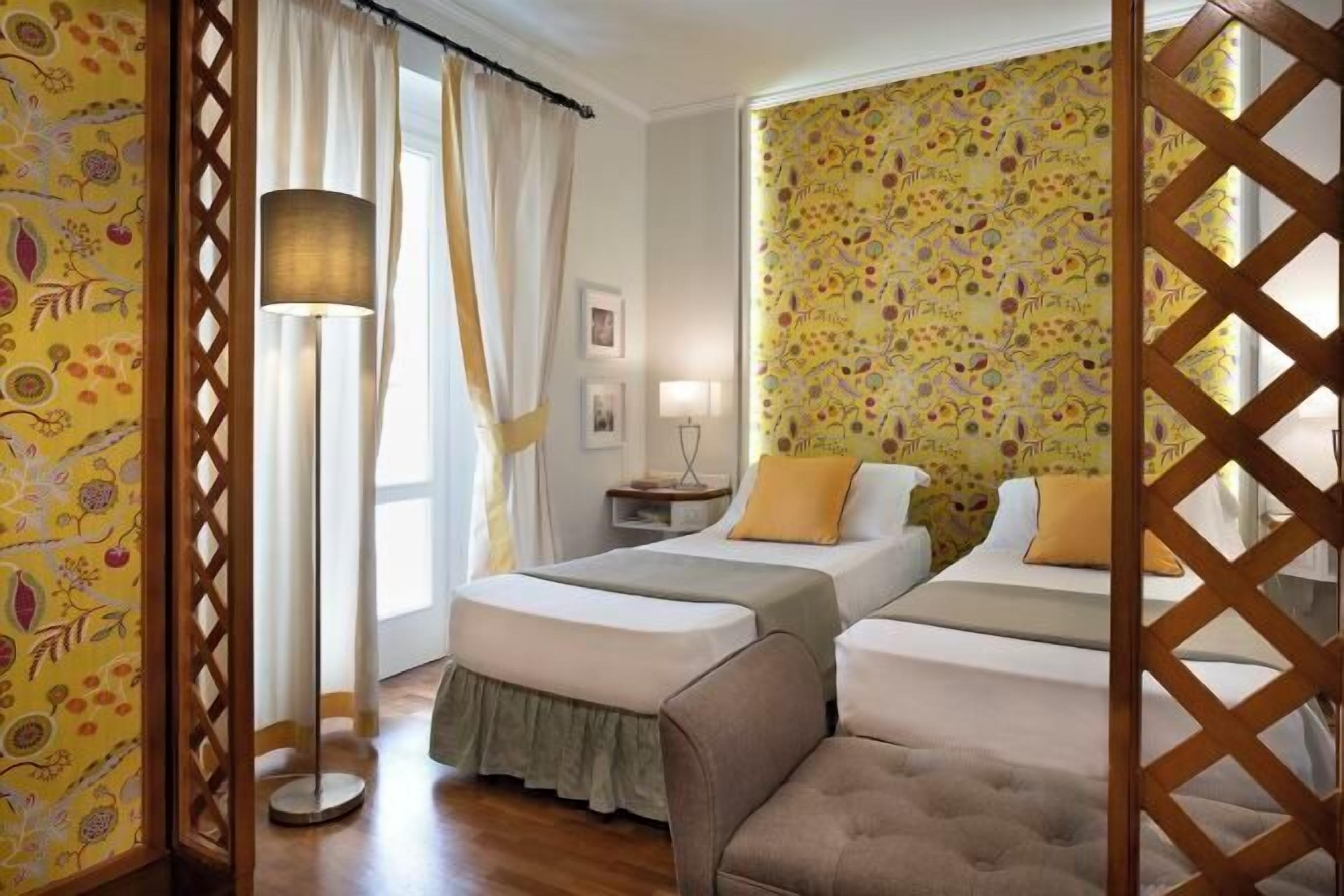 Premium bedding, down comforters, minibar, in-room safe