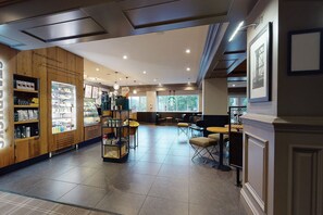 Coffee shop