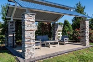 Terrace/patio - Hampton Inn Owensboro South (Owensboro)