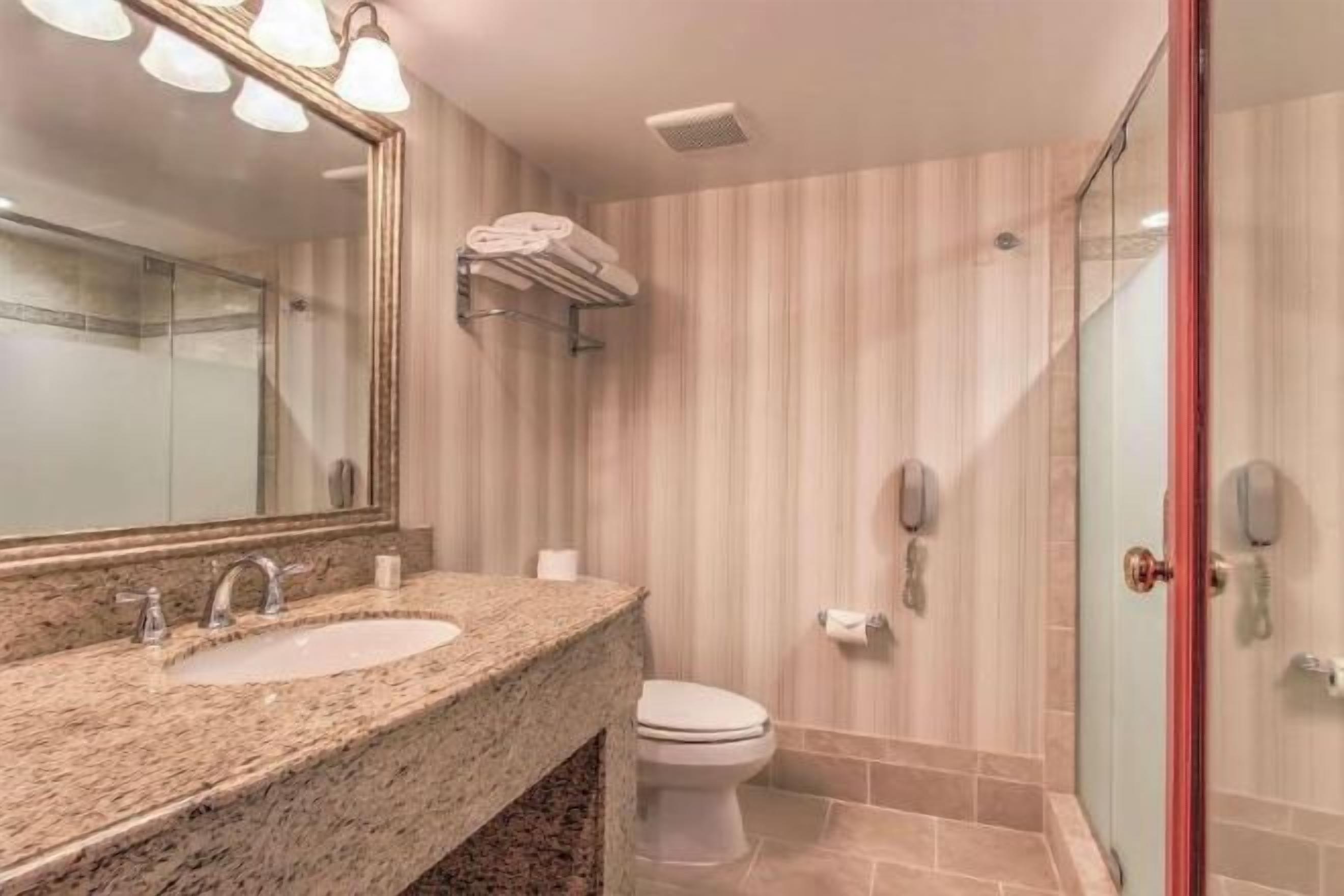 Salle de bain | Ensemble douche/baignoire, douche hydromassante
