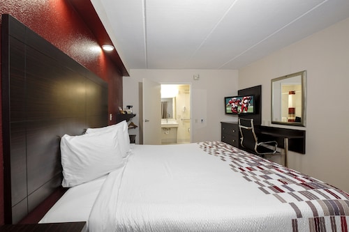 Red Roof Inn Tallahassee - University