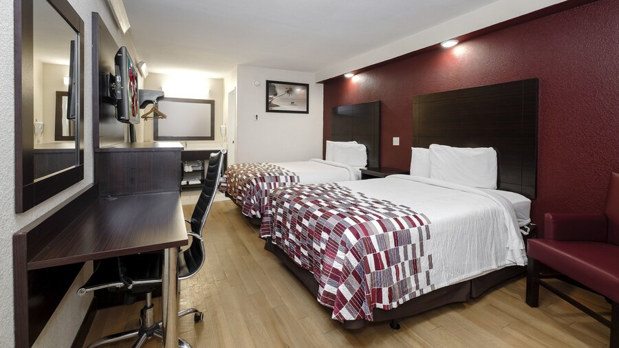 Red Roof Inn Tallahassee - University