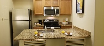 Sonesta Simply Suites Memphis East Poplar Pike ​