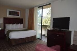 低過敏寢具、舒適加層、書桌、遮光布/窗簾