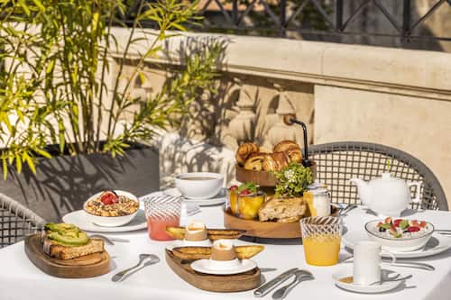 Daily continental breakfast for a fee