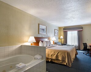 Suite, 1 King Bed, Non Smoking, Hot Tub | Bathroom | Free toiletries, hair dryer, towels