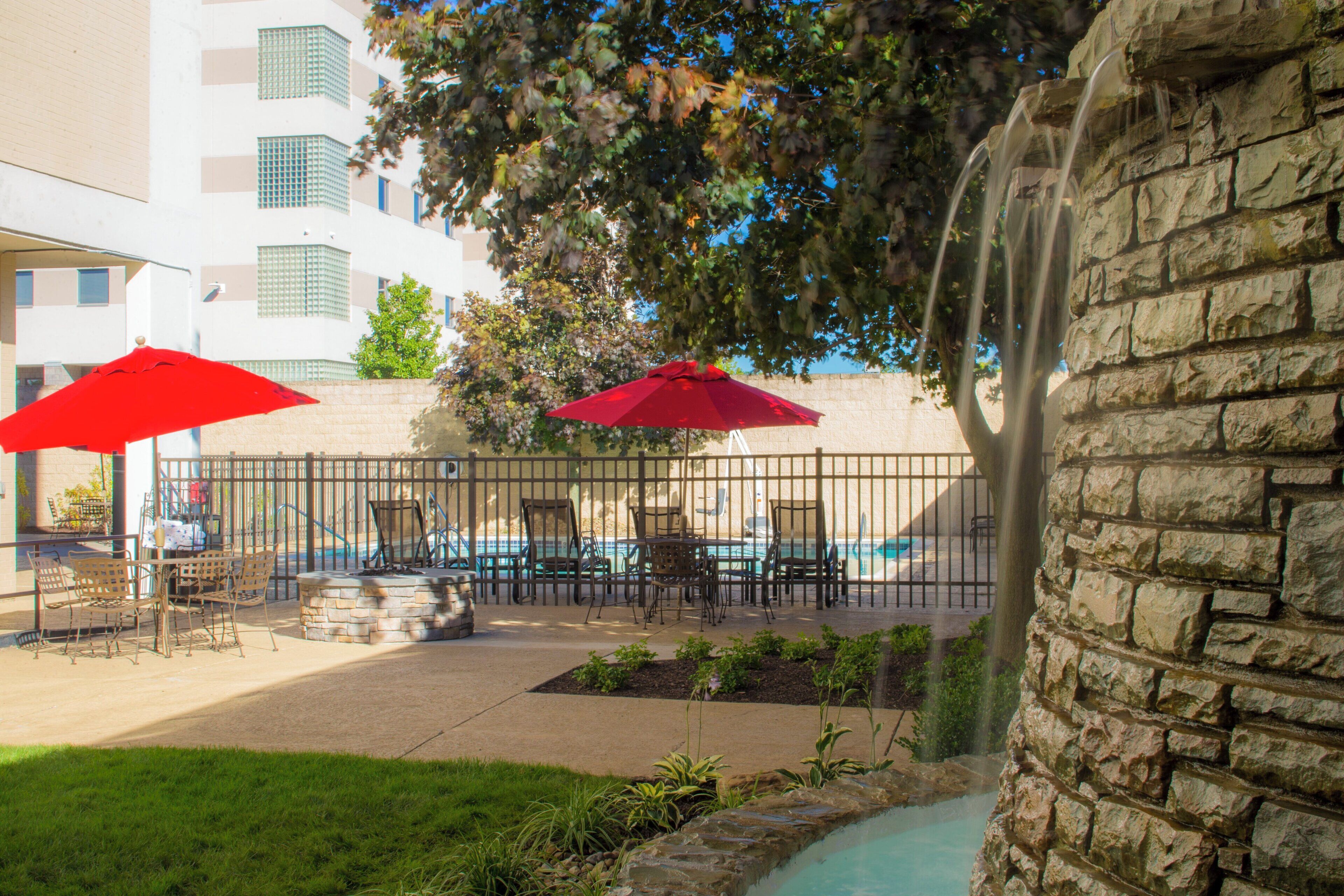 Photo - Crowne Plaza Suites Pittsburgh South by IHG
