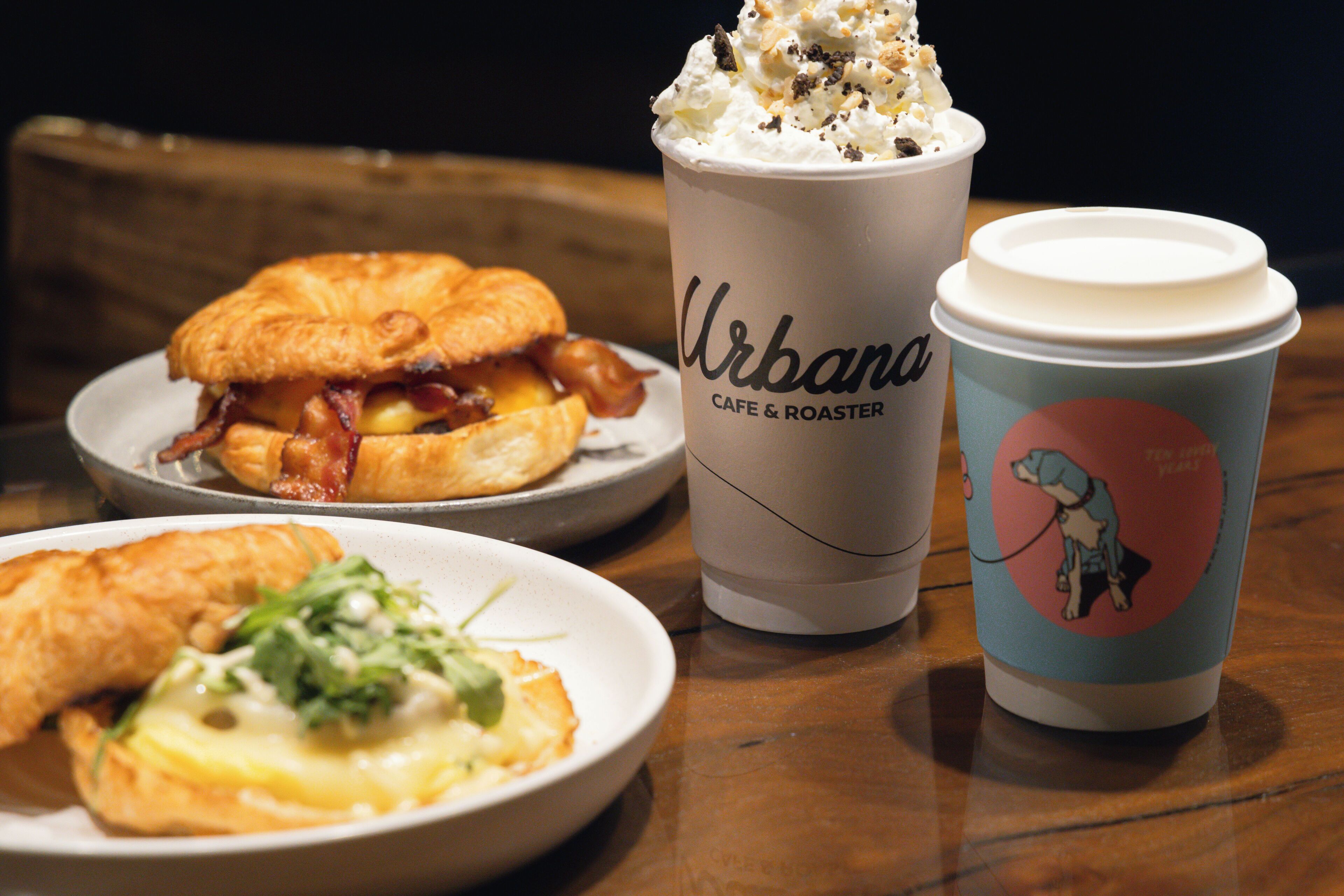 breakfast and dinner served, american cuisine