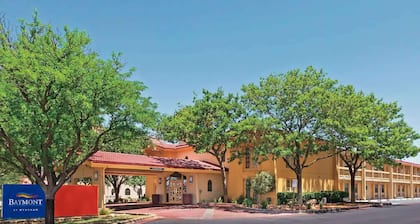 Baymont by Wyndham Lubbock - Downtown Civic Center