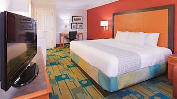 Premium bedding, desk, iron/ironing board, free rollaway beds