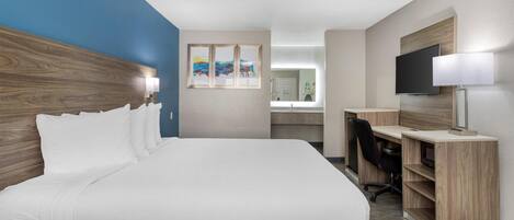 Individually furnished, desk, laptop workspace, free WiFi