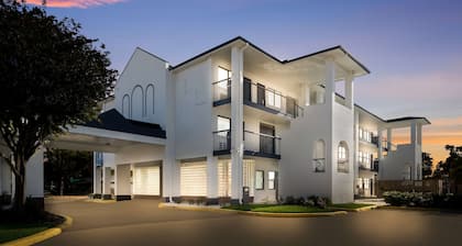 SureStay Hotel by Best Western Spring North Houston