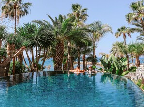 Indoor pool, 2 outdoor pools, pool umbrellas, pool loungers