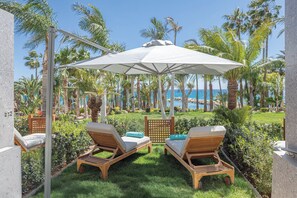 Junior Suite Ground Floor, Sea View, with Private Pool