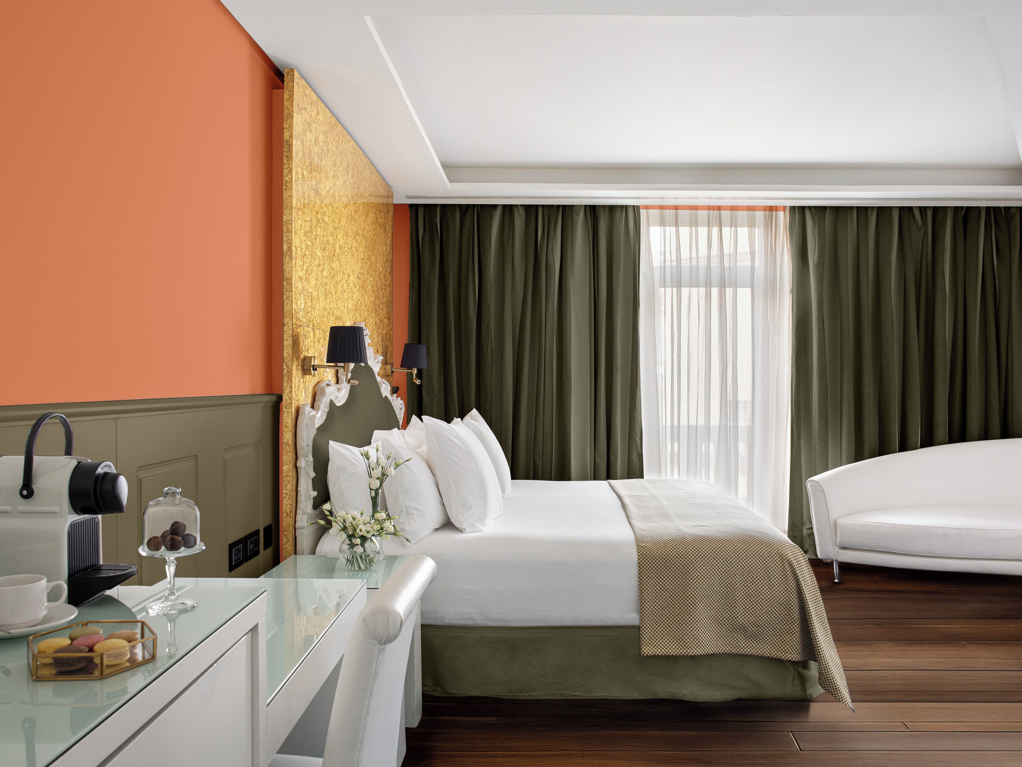 Ropa de cama de alta calidad, edredón, minibar y muebles diferentes 