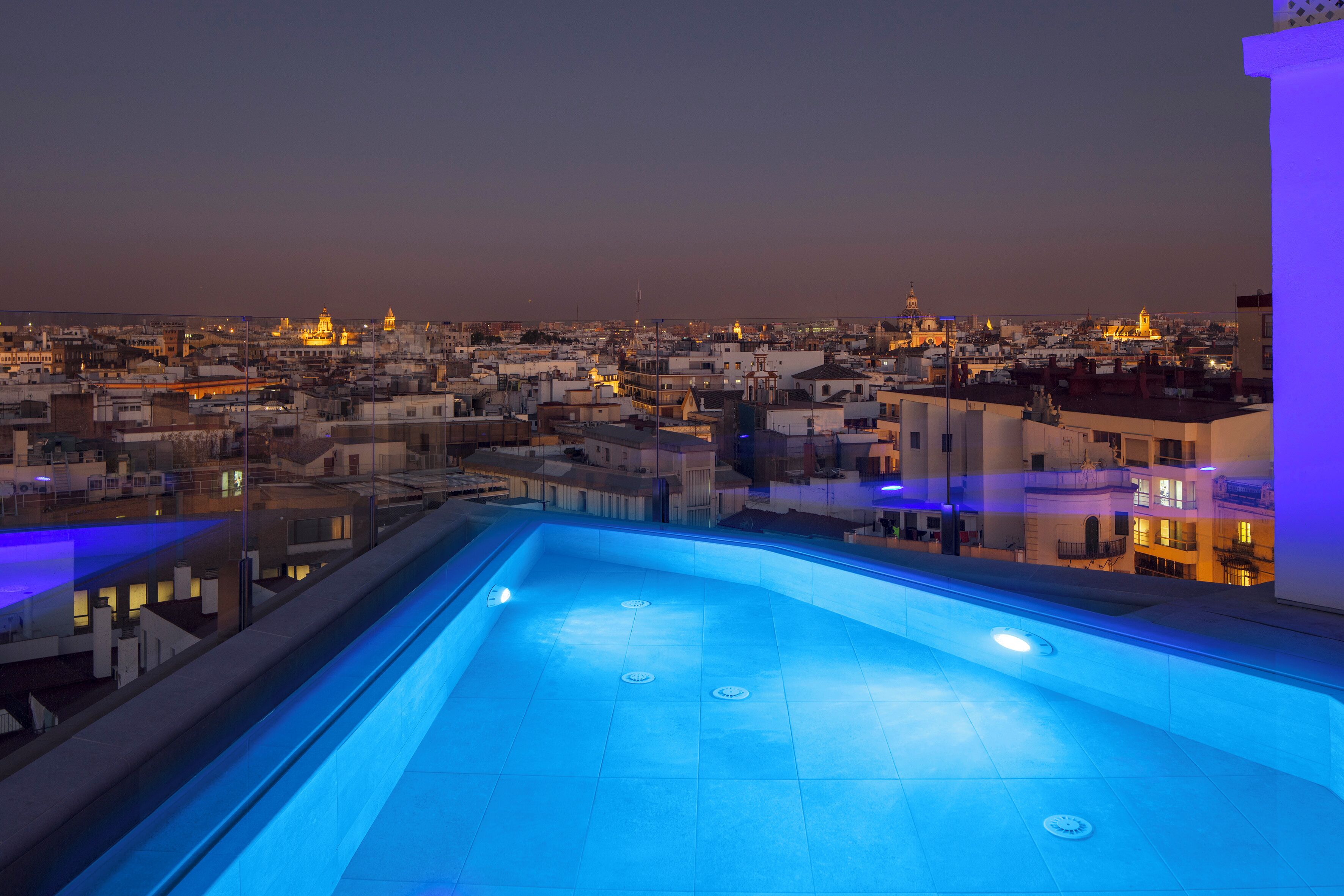 outdoor pool, pool loungers