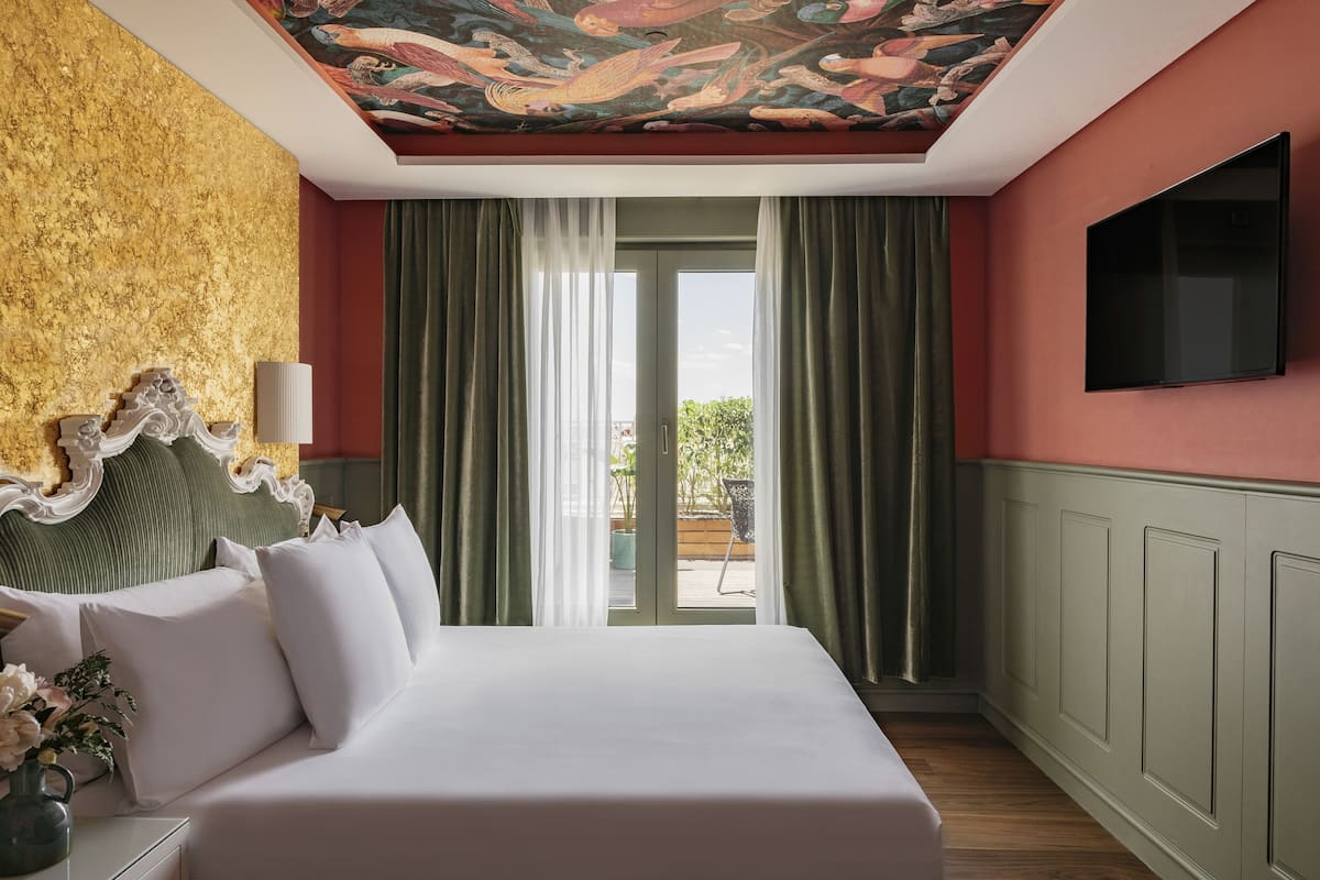 Master Suite Red Level