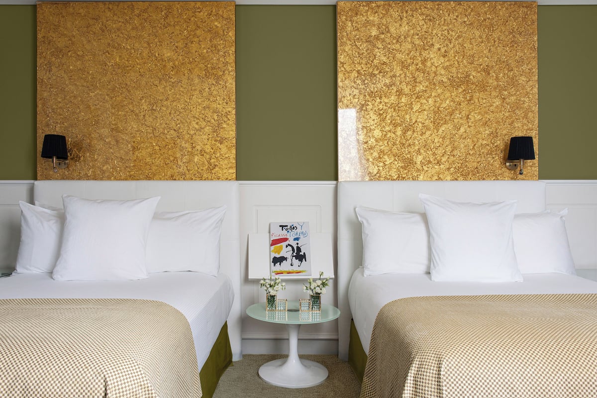 Supreme Family Room | Ropa de cama de alta calidad, edredón, minibar y muebles diferentes