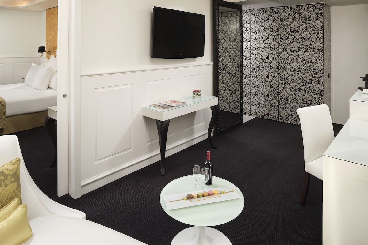 1 bedroom, premium bedding, individually furnished, blackout curtains