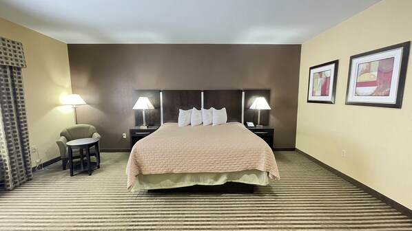 Comfort Room, 1 King Bed, Non Smoking | 1 bedroom, premium bedding, pillowtop beds, desk