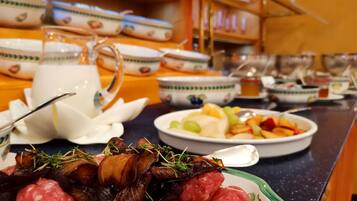 Daily buffet breakfast (EUR 25 per person)