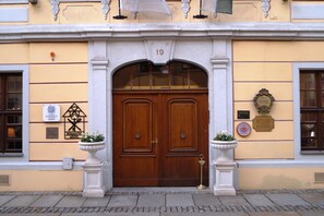 Entrée de l’hébergement