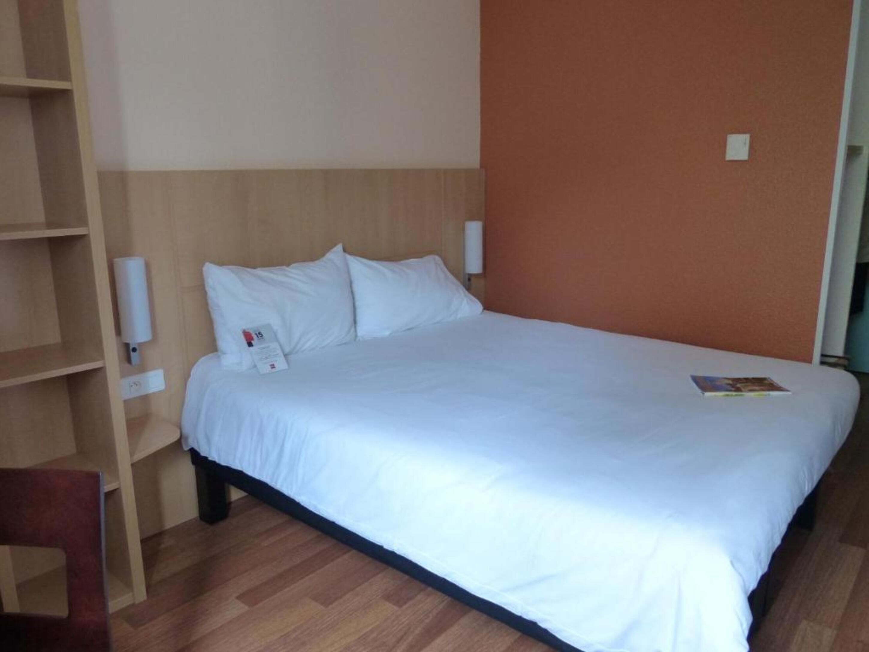 standard double room, multiple beds | in-room safe, desk, soundproofing, iron/ironing board