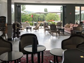 Bar (on property) - ibis Périgueux Centre (Périgueux)