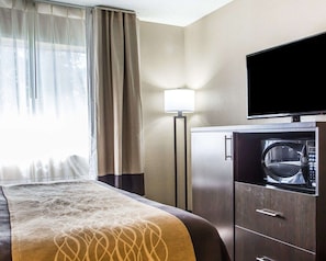Phòng Suite, 1 giường cỡ king, không hút thuốc | Bộ đồ giường cao cấp, bàn ủi/dụng cụ ủi quần áo