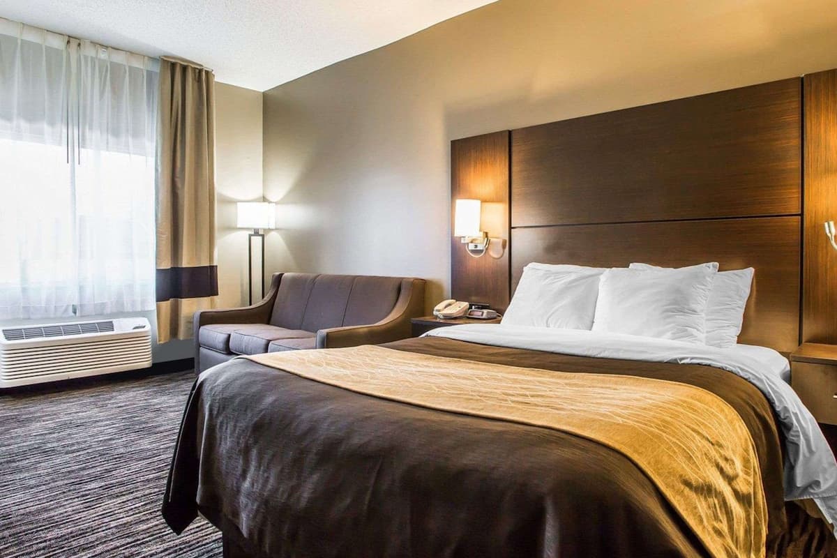 premium bedding, iron/ironing board, free wifi, bed sheets