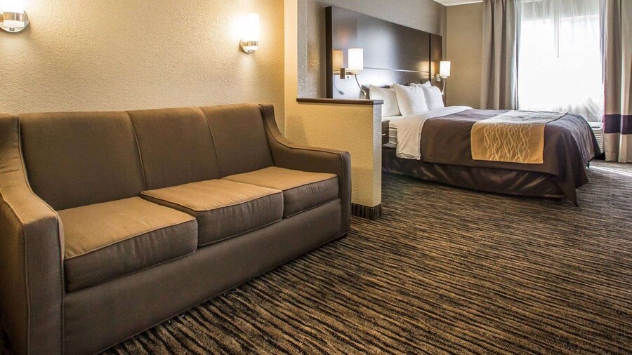 Quality Inn Dayton North - Vandalia