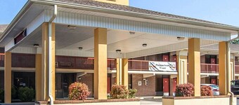 Quality Inn West
