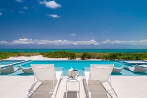 Pool - Grace Bay Club (Providenciales)