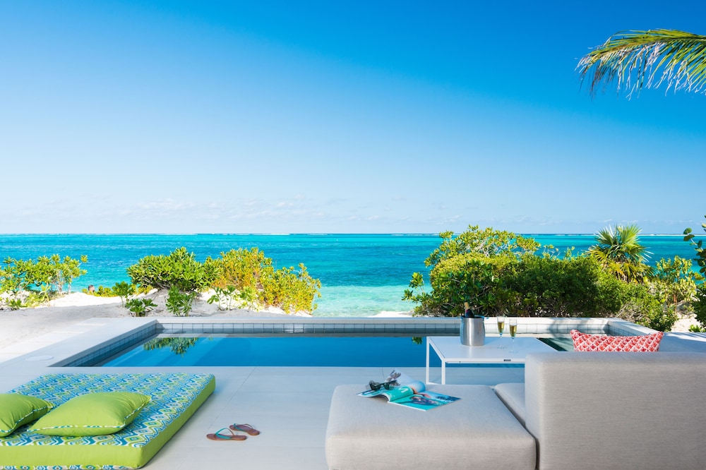 Grace Bay Club by null