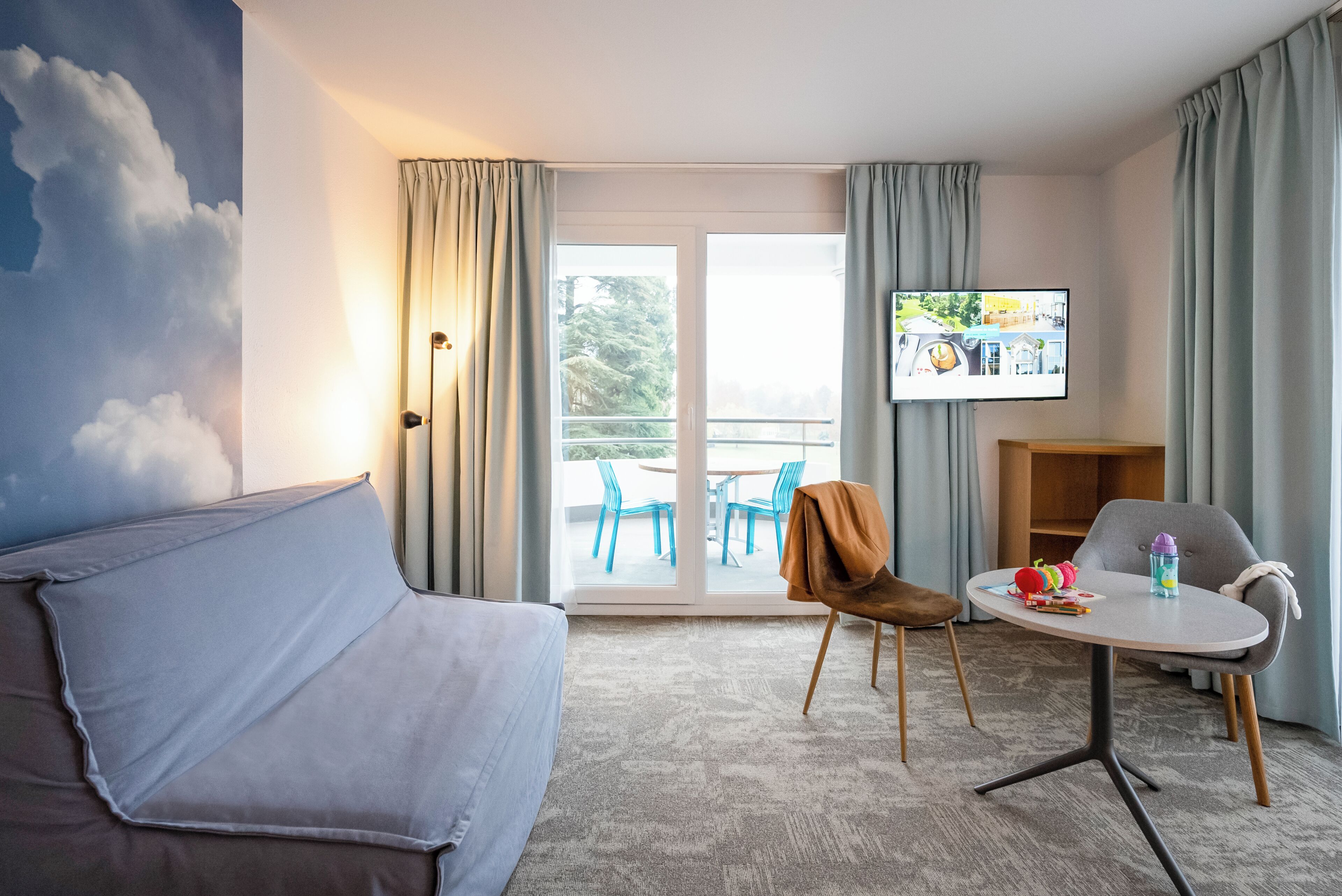 Standard Double Room, 1 Double Bed with Sofa bed, Terrace | Premium bedding, blackout drapes, iron/ironing board, free WiFi