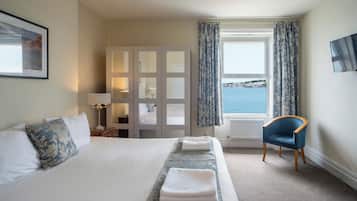 Deluxe Sea View Double | In-room safe, desk, iron/ironing board, free WiFi